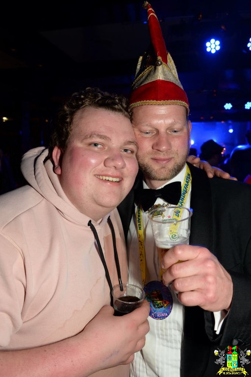 ../Images/Carnavals maandagavond in VdG 335.jpg